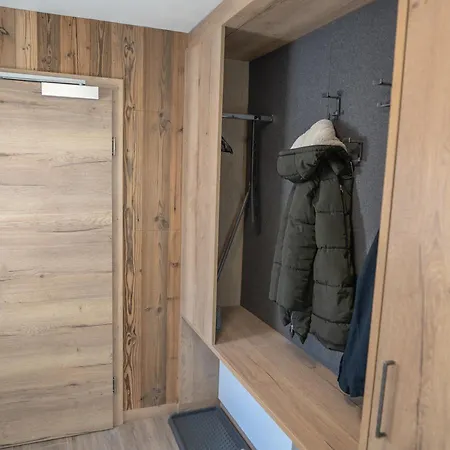 Bernstein アパート *